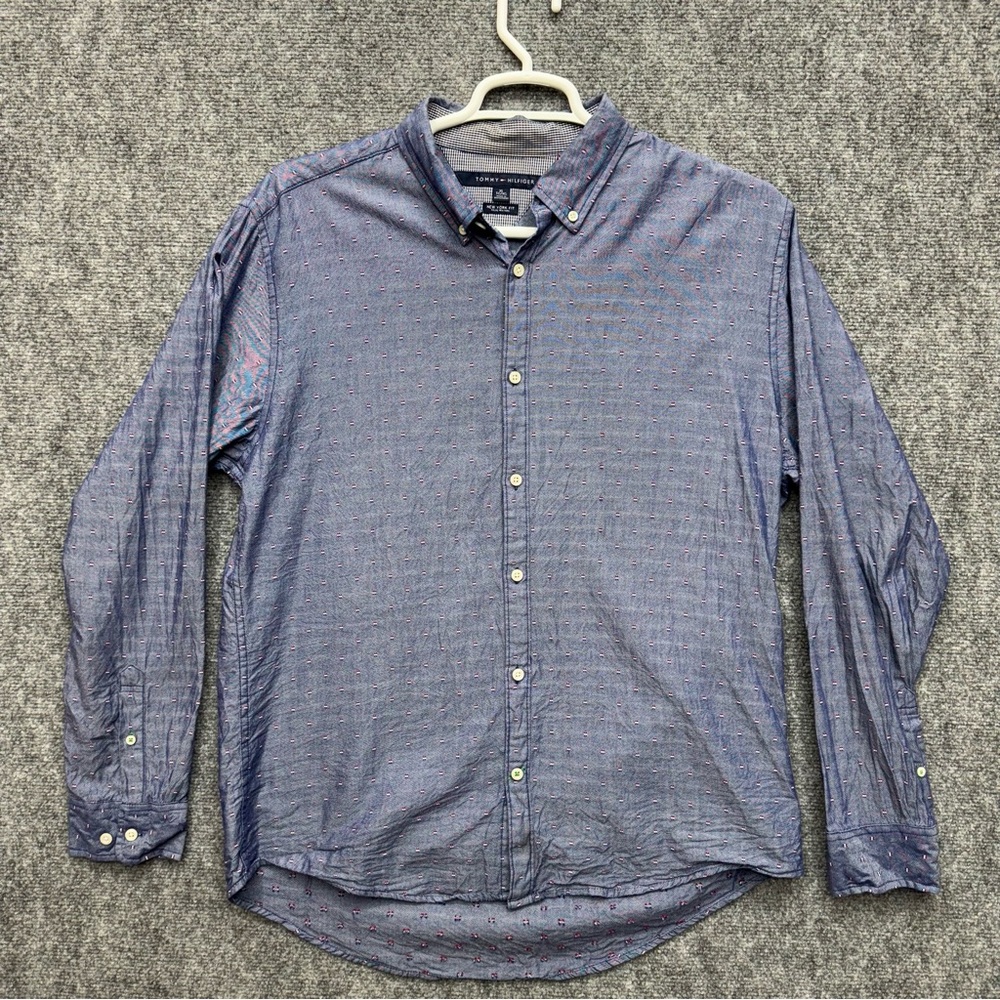 Tommy Hilfiger New York Fit long sleeve button up shirt Men's size XL blue